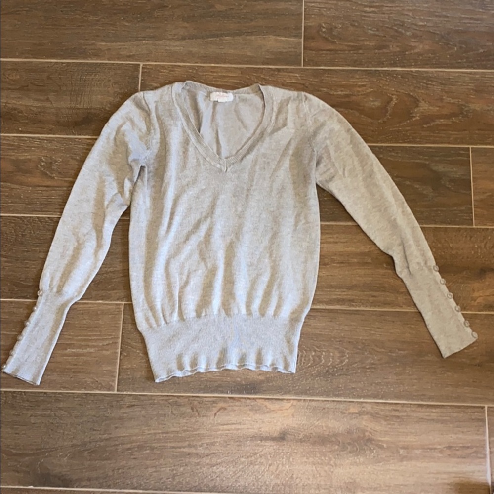 Long sleeve v-neck